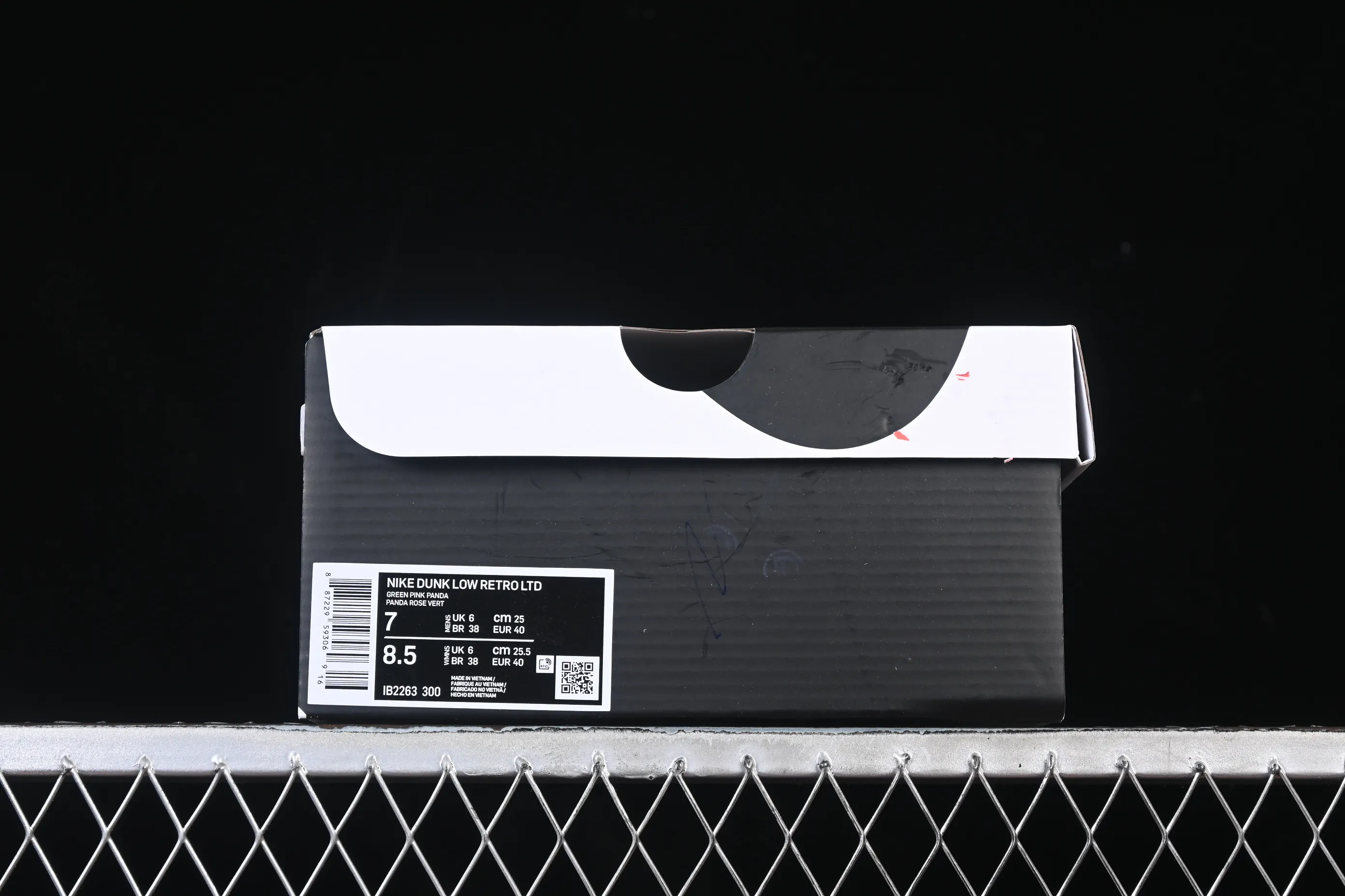 All Categories Nk SB Dunk Series Nk SB Dunk Low Low-top sneakers Nike Dunk Low "Panda" Colorful Panda Low-top casual sneakers IB2263-300